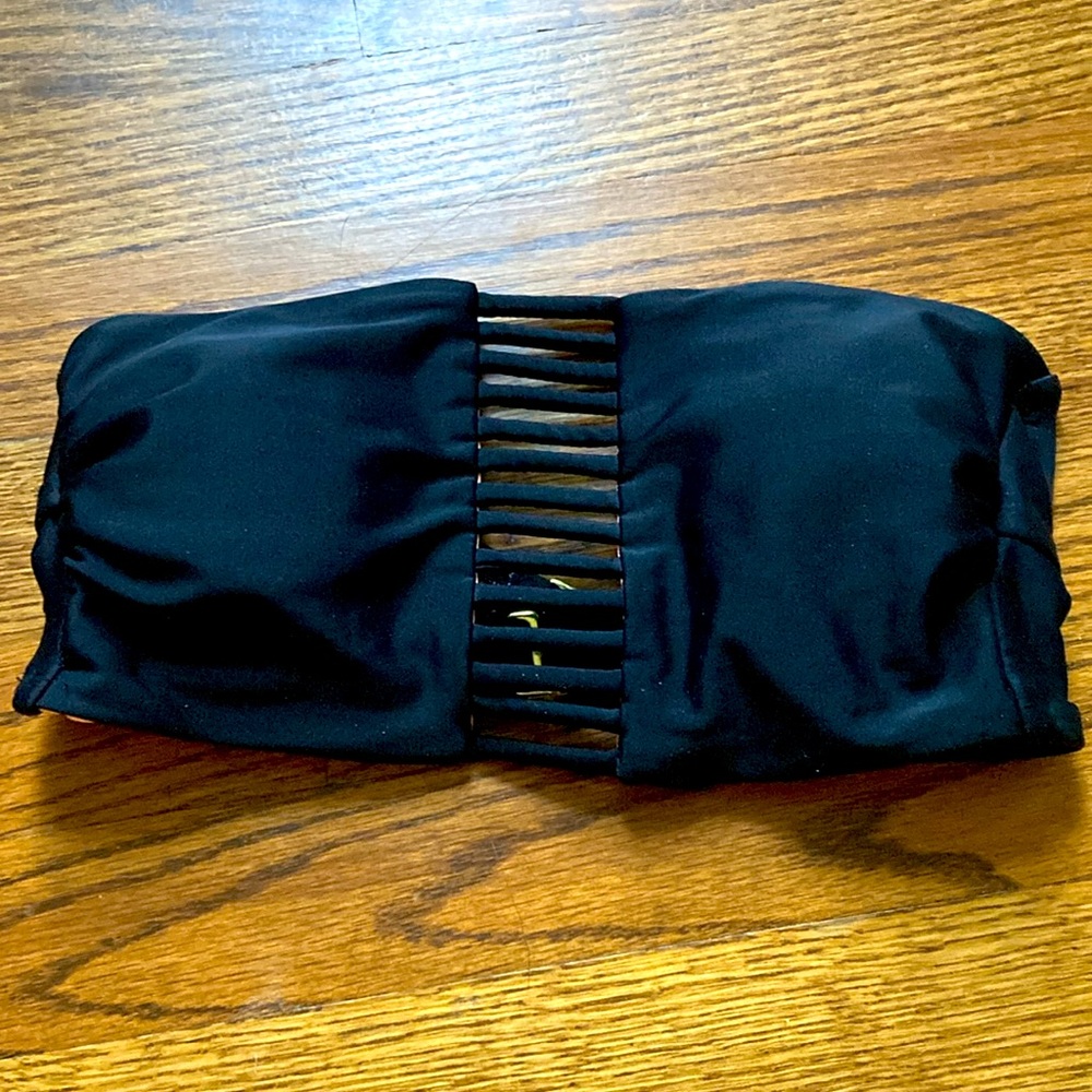 Bandeau bikini top